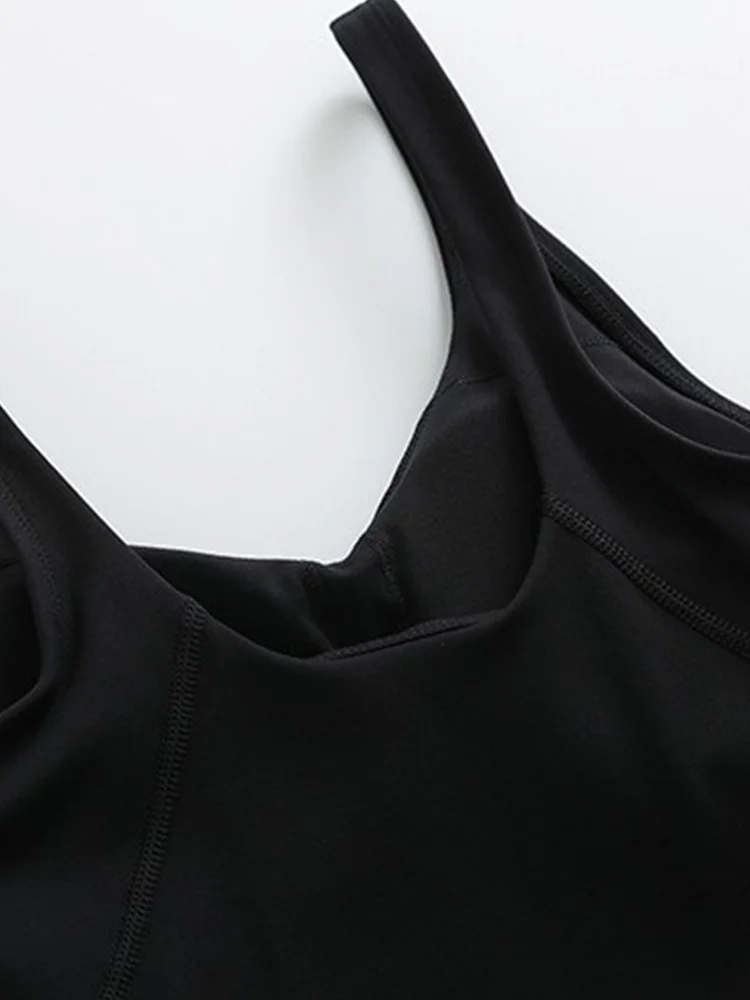 Thumbnail 3 - #7 Trending Sports Bras Right Now