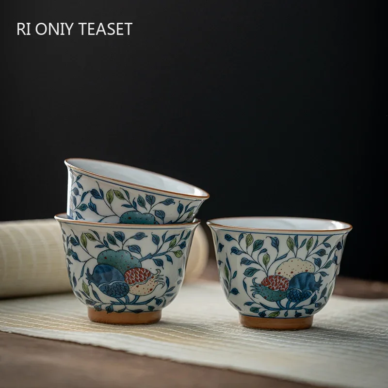 1 Pc Chinese Vintage Blue and Flower Ceramic Tea Cup Handmade Tea Bowl Household Teaware Master Teacup Travel Meditation Cup