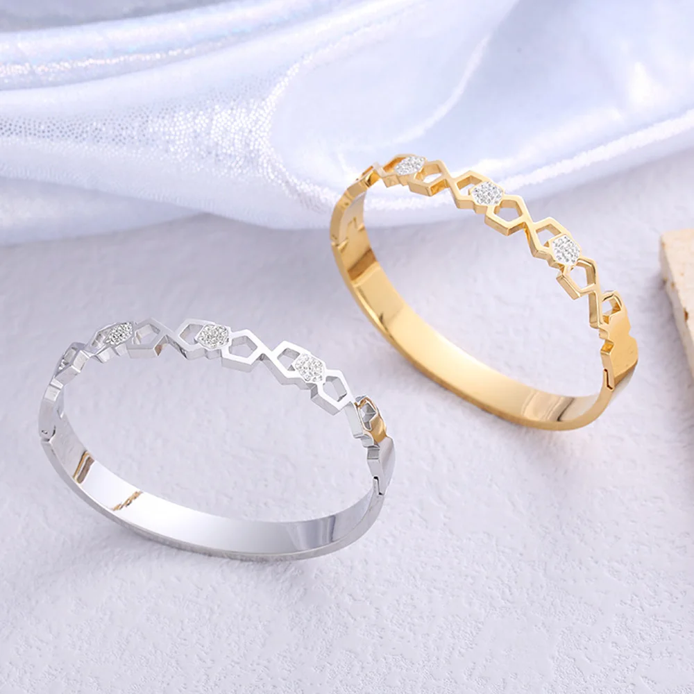 Honeycomb format, diamond-set, women's bracelet, stainless steel 18k gold-plated, non-fading, suitable for jewelry gifts