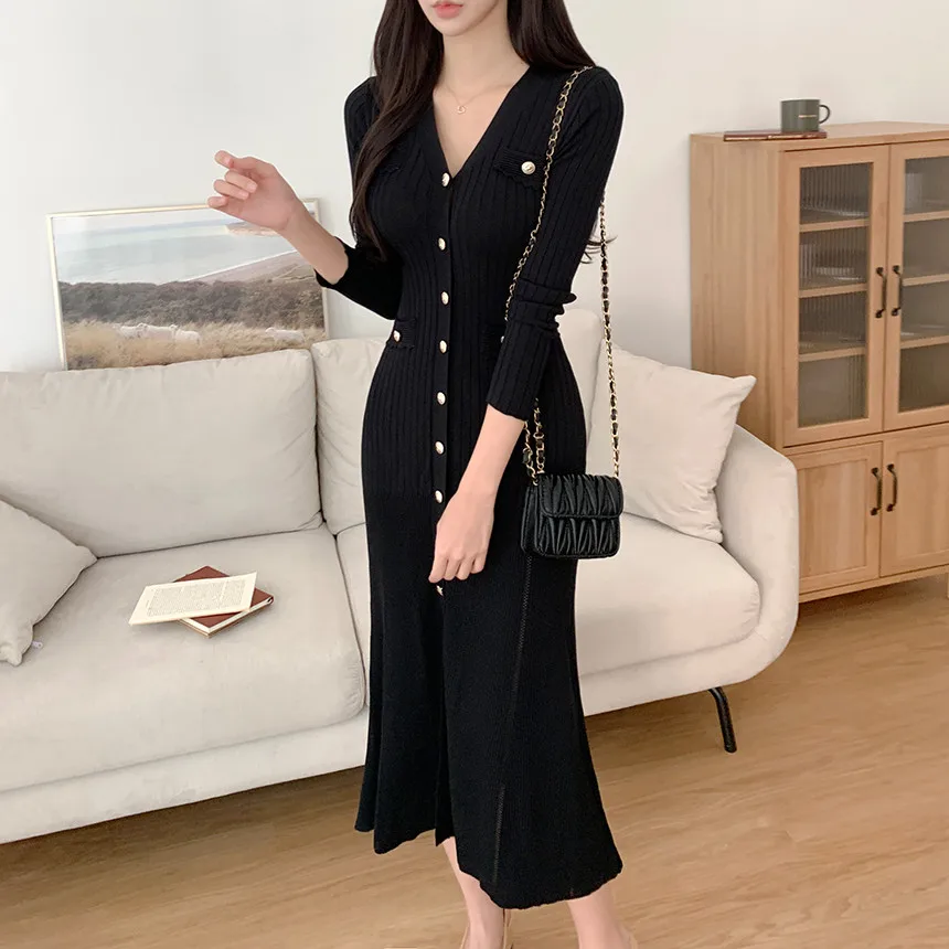 Korean Long Black Knit Dress Elegant Women Single Breasted Fishtail Black Dress Spring Summer Retro V-Neck Short Sleeve Dress