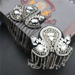 Handmade Rhinestone Fashion Tassel Chain Shoulder Board Badges Beads Patch Metal Epaulette Military Pin on Brooch Medal