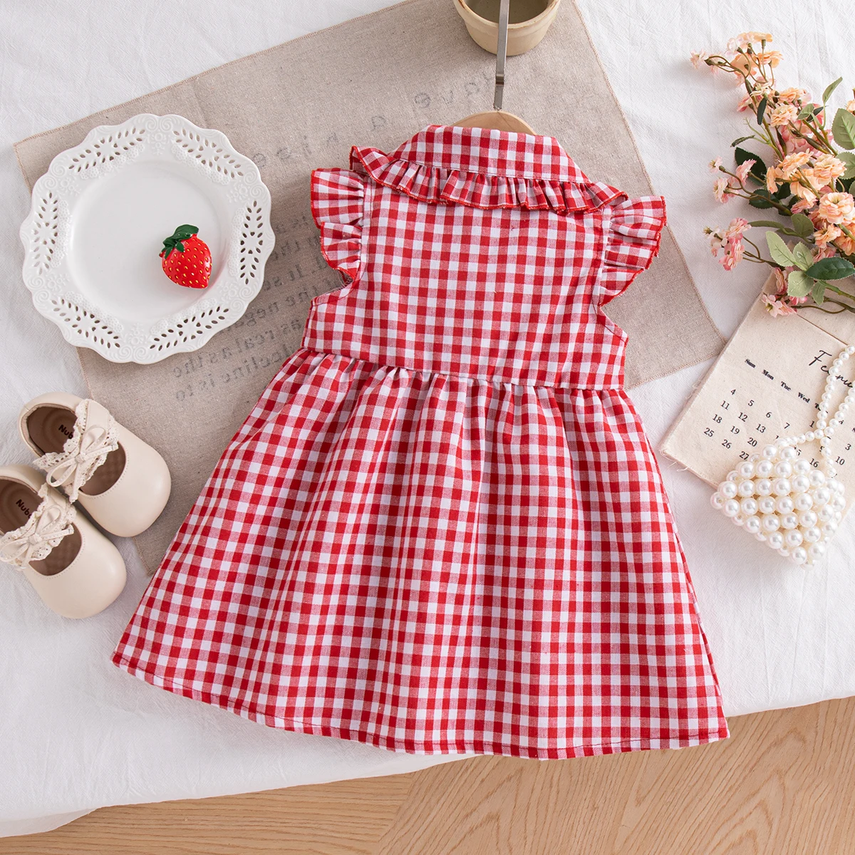 Baby Girl Plaid Dress Strawberry Bow Ruffled Collar Sleeveless Cotton Dress Girls Summer Outing Picnic Clothing