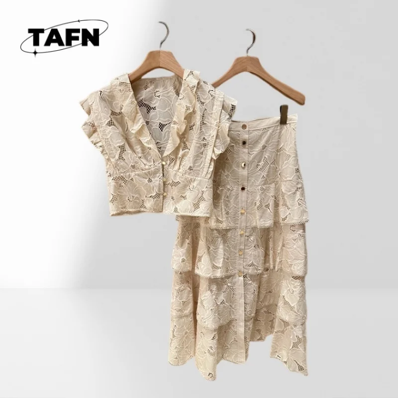 

Nice Shirt Advanced Texture Simple Skirt Summer knitted top Perfect for Spring Elegant office blouse French style dress AE923