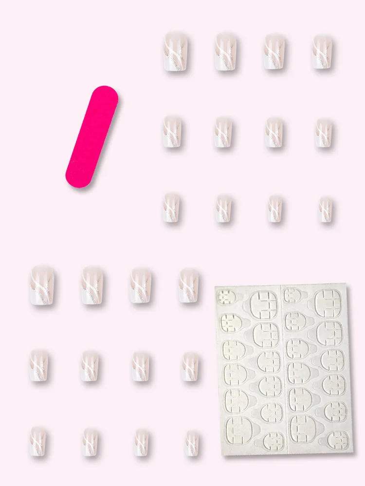 24 pezzi Unghie finte francesi bianche a doppio strato ad angolo quadrato medio Unghie artificiali dal design semplice