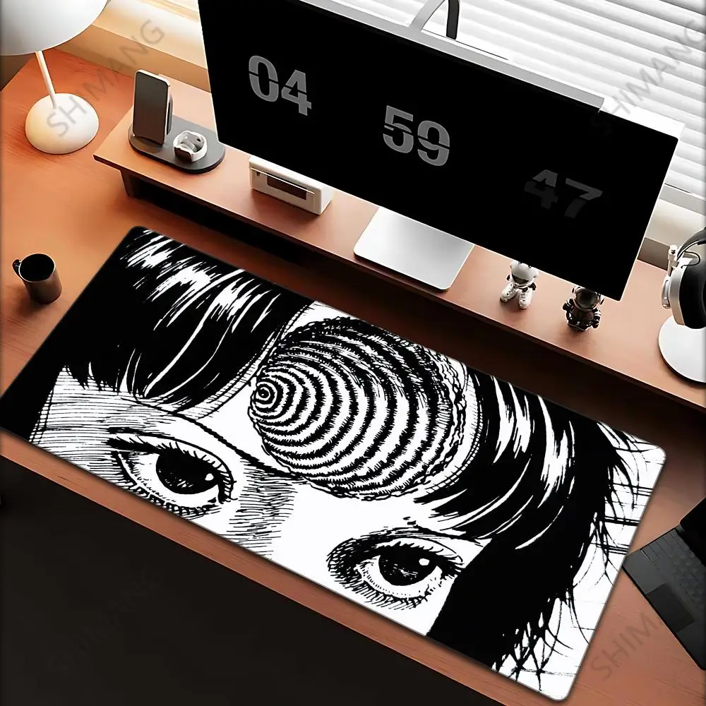 

Junji Ito Tees Horror Mouse Mat Rubber Desk Mat Office Large Gaming Mousepad Anime Locking Edge Mouse Pad Gamer Non-Slr Mousepad