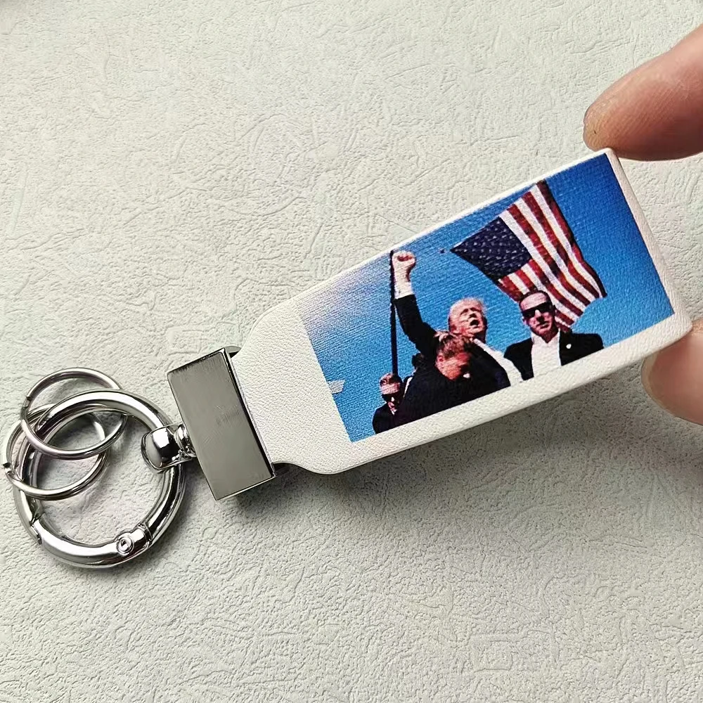 Trump 2024 Flag Keychain Keep America Great Donald For President USA Metal Pendant Key Ring for Fans Gift Jewelry