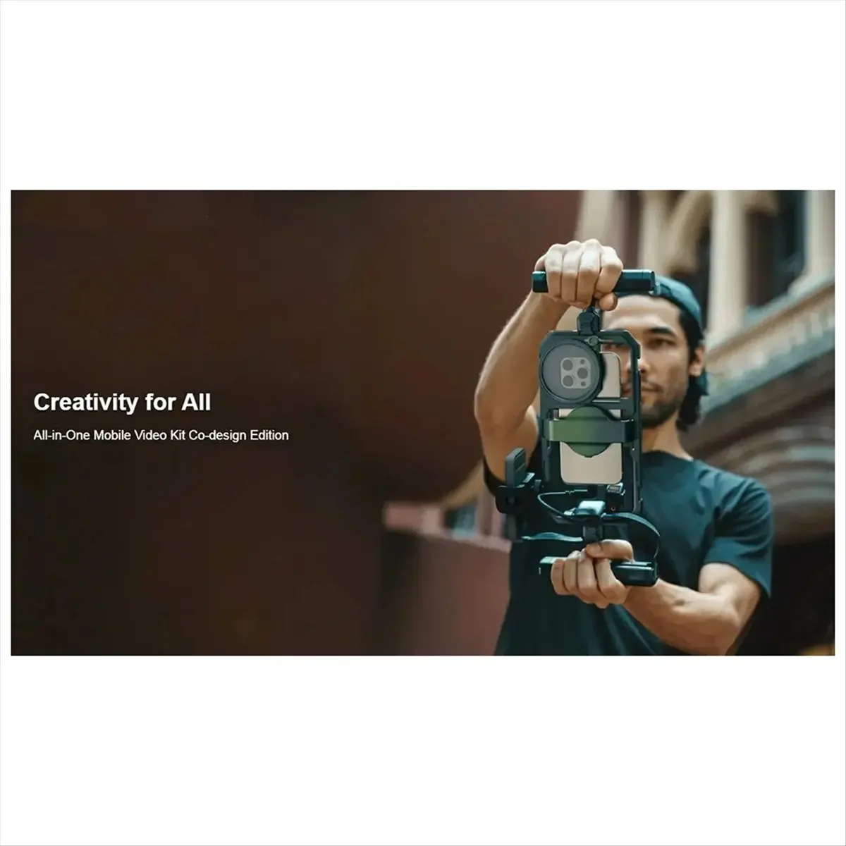 

M85K 4598 USB-C Hub 4-in-1 PD/USB-C 3.1/USB-C 2.0 with Audio Adapter