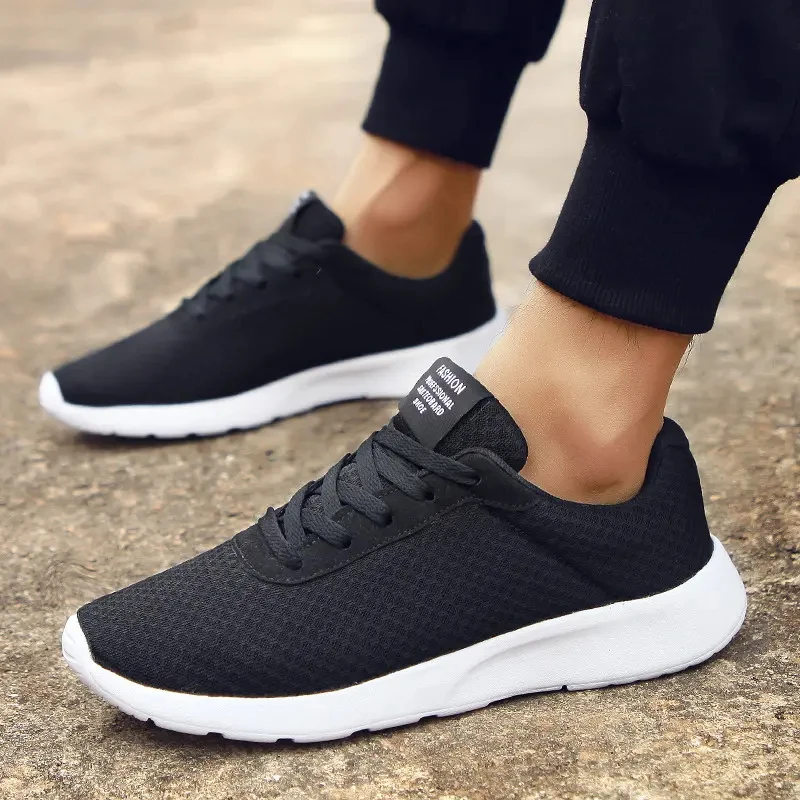

Unisex Spring and Summer Solid Color Casual Breathable Lightweight Comfortable Soft-Soled Mesh Sneakers Suitable for Outdoor Exercise, Running, and Versatile Use