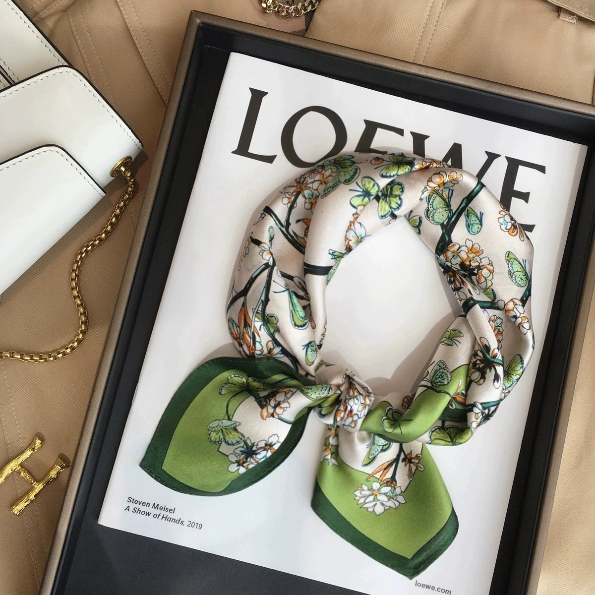 

Женский элегантный квадратный шарф 53 см из 100% шелка с цветочным дизайном, маленькая голова, шея, хиджаб, платок, шелковая бандана, шарфы для женщин