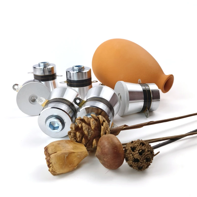 40KHZ 60W PZT4 ทรานสดิวเซอร์ทําความสะอาดอัลตราโซนิกสําหรับเครื่องซักผ้าอัลตราโซนิก