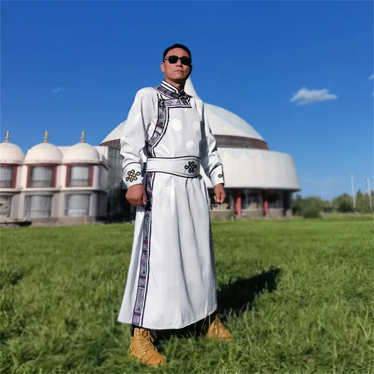 Novo vestido mongol masculino traje de desempenho mongol longo traje mongol traje diário vida traje outono/inverno