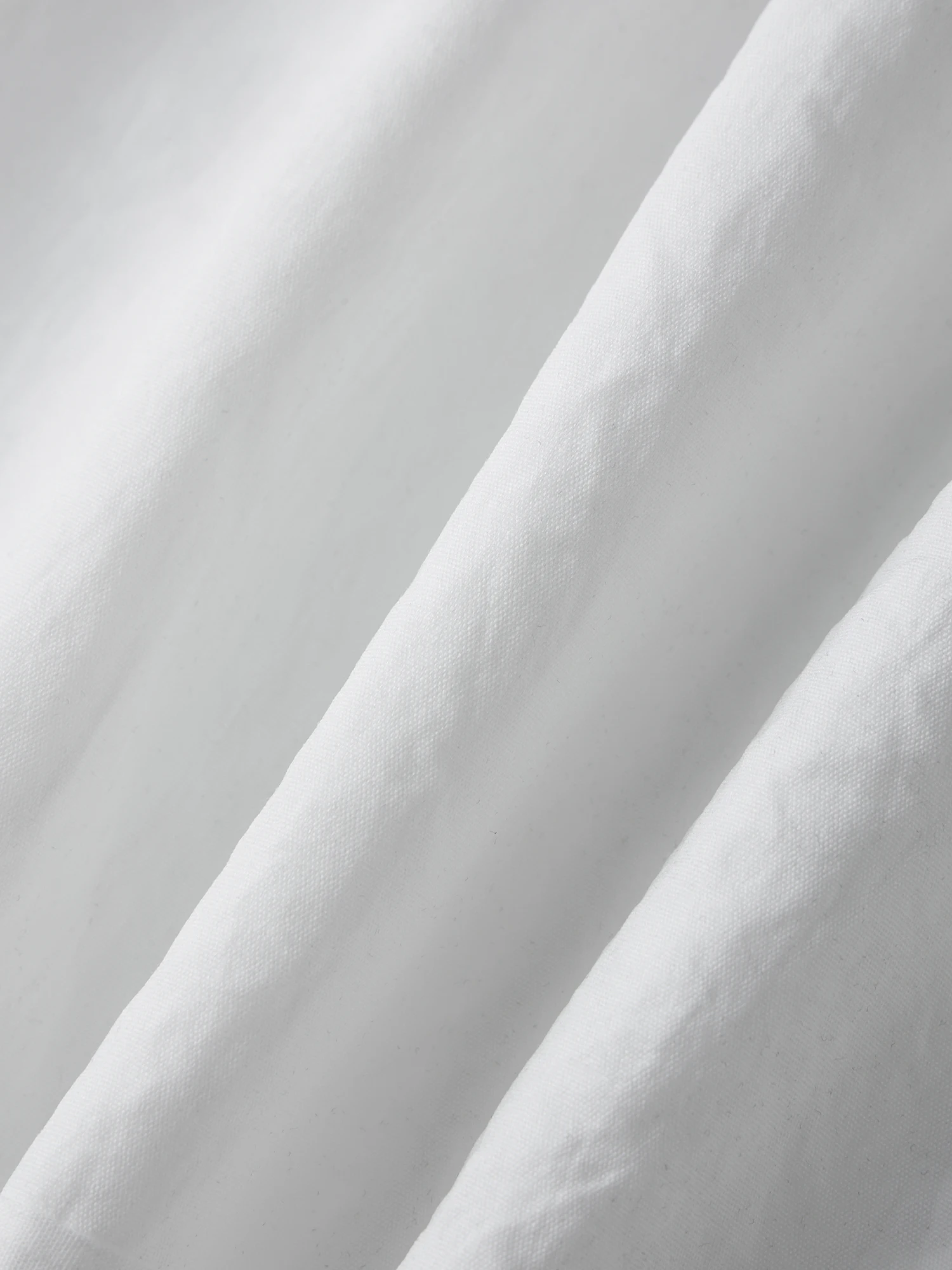 Top a canotta da donna con bordi in pizzo Camicetta elegante senza maniche in tinta unita con dettaglio bottoni e orlo fluido per la moda estiva