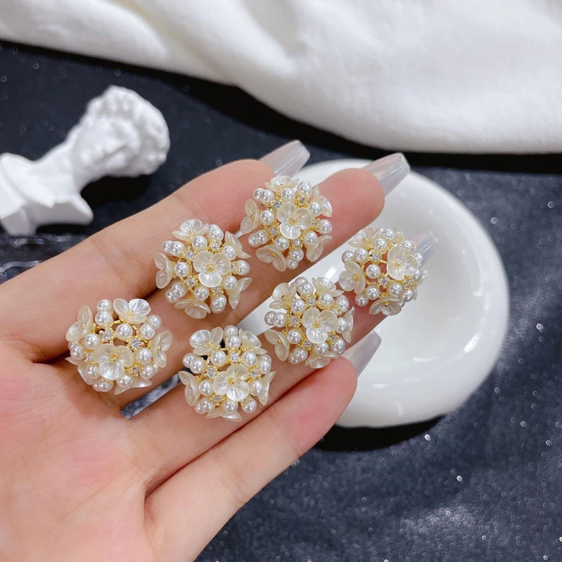 Korean Romantic Hydrangea Pearl Zircon Clip on Earrings for Woman Non Pierced Fashion Ear Clips Party Girl's Lady Jewelry Gift - Image 5