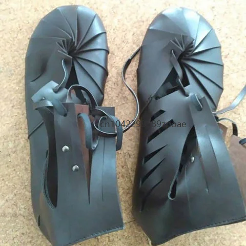 Nuove scarpe cave vintage medievali di Halloween per le donne Nero Marrone Scarpe vichinghe Strega Elfo Cosplay Sandali piatti con lacci Costume