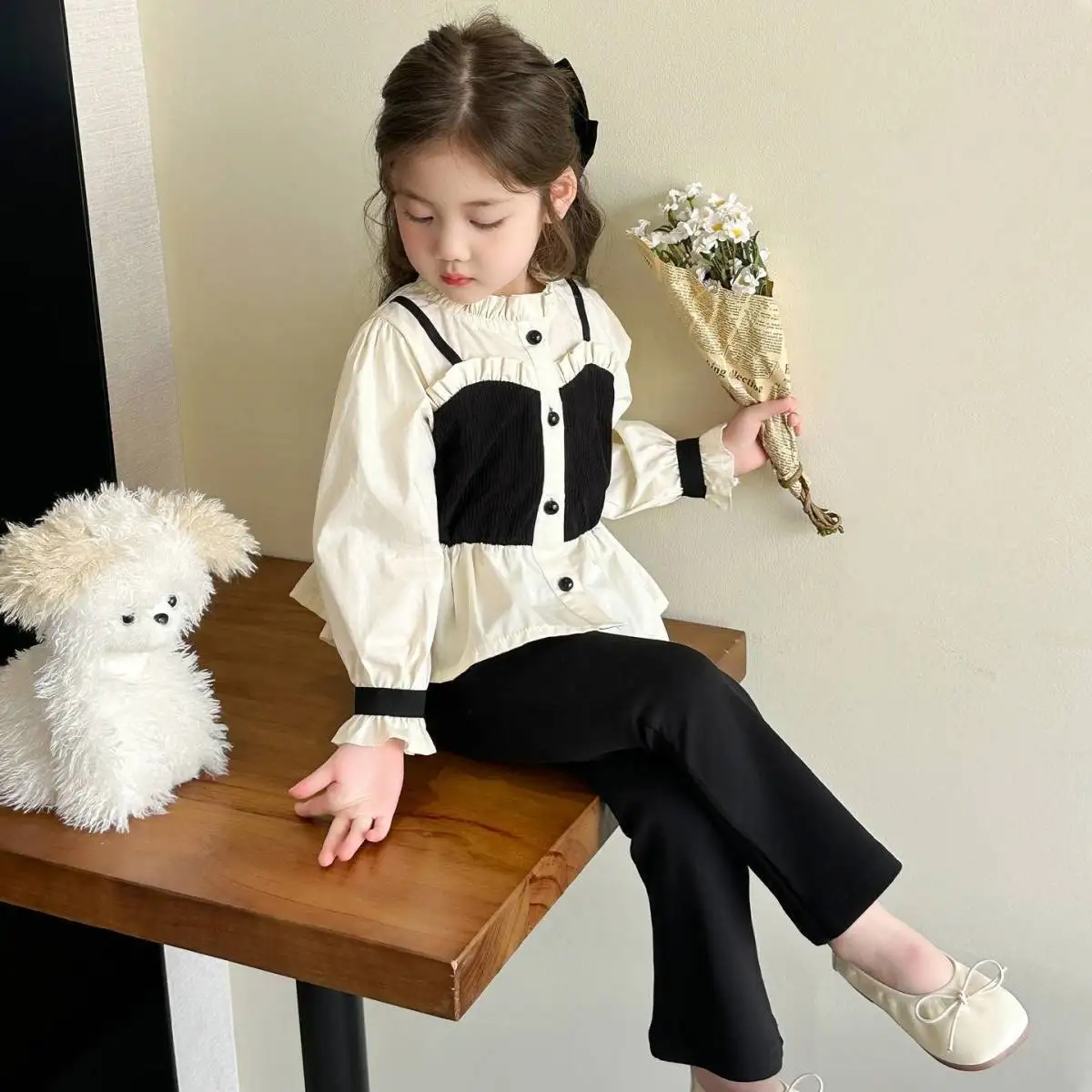 Girls 2‑8Y 2‑Piece Outfit Ruffle Mock Two‑Piece Long Sleeve Top Elastic Flare Pants Set Kids Sweet Black White Matching Clothes