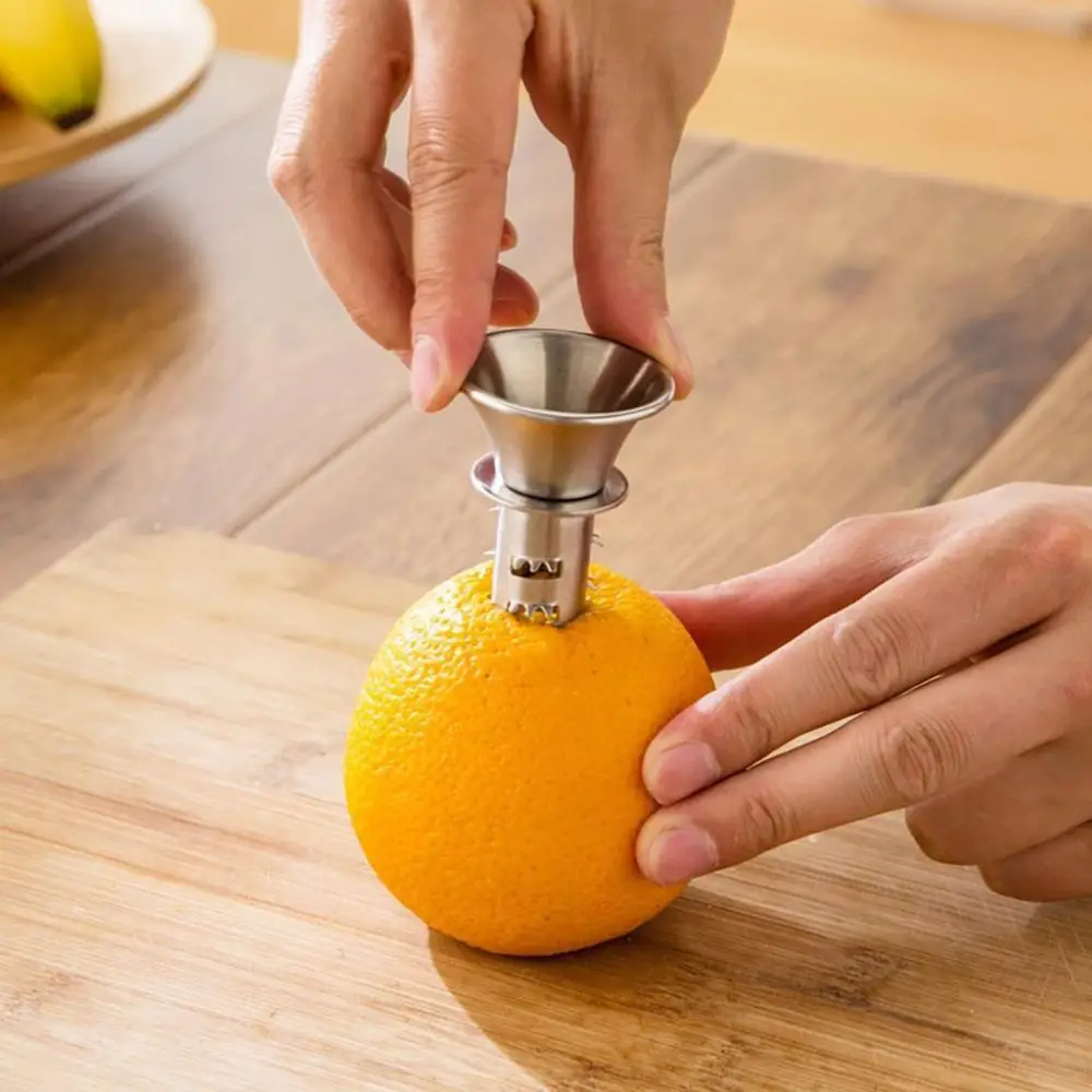 New Stainless Steel Manual Household Juice Squeezer Convenient Mini Lemon Juicer Kitchen Gadgets Creative Fruit Tools