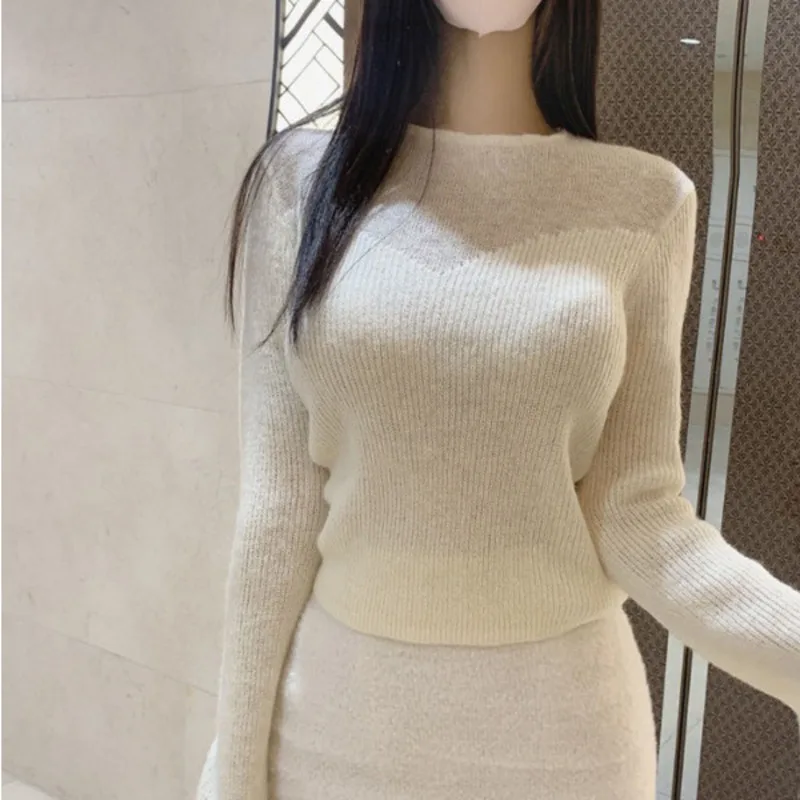 Autumn/winter Korean Version New Round Neck Long Sleeve Pullover Women Cinching Waist Solid Slim Knitted Short Top D672