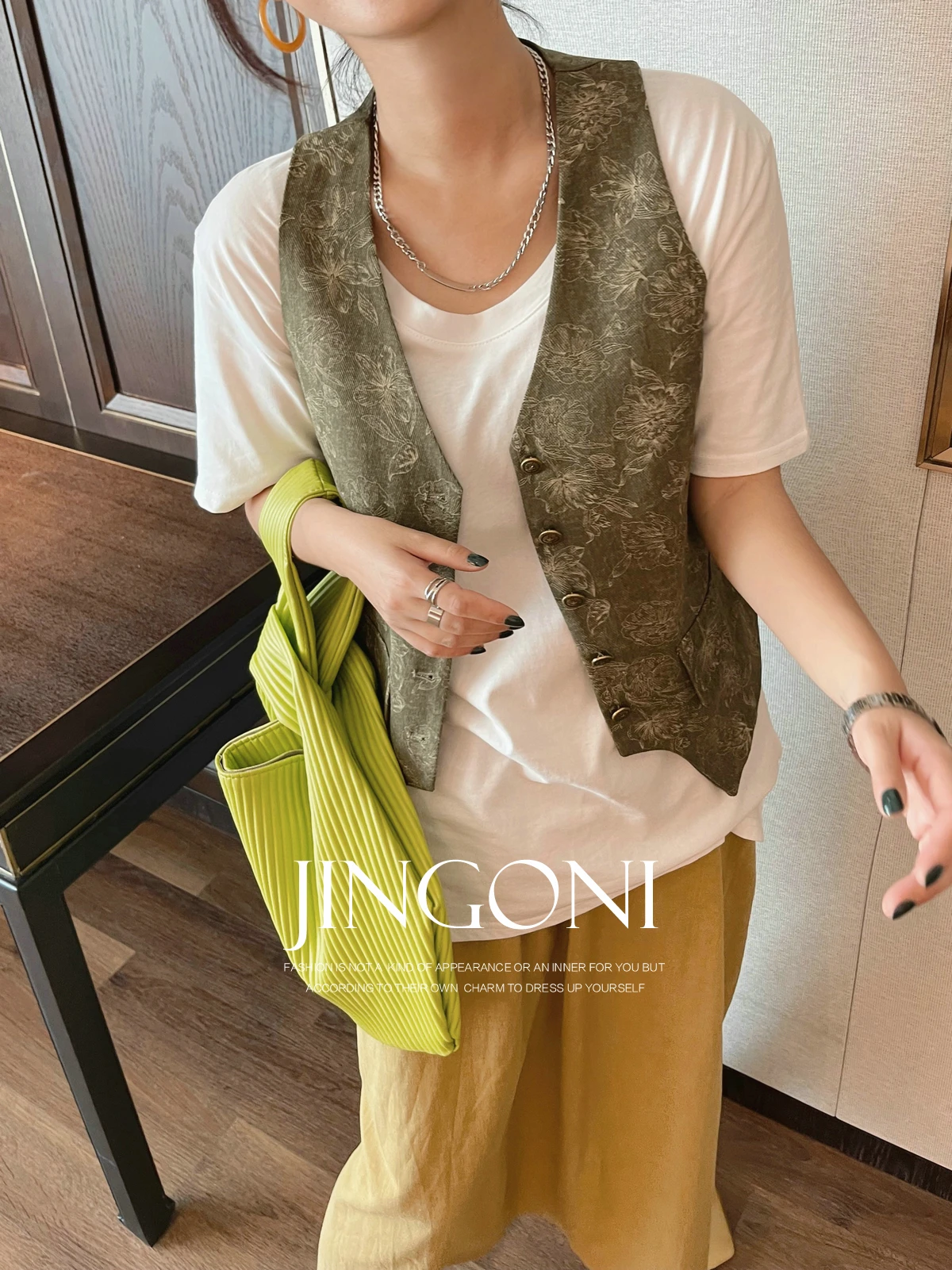 

Floral Vest Waistcoat Y2k 2024 Woman Clothing Summer Korean Fashion Vintage Elegant Sleeveless Tops Cropped Jacket New Outerwear