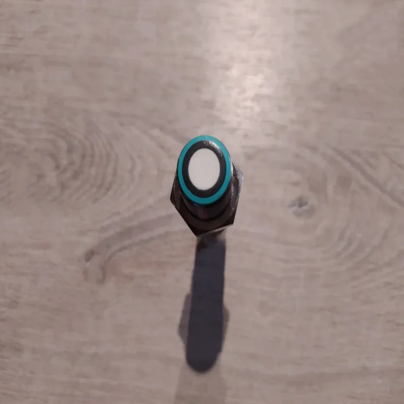 

Brand New Original Ultrasonic Sensor UB500-18GM75-E5-V15 UB250-F77-E0-V31 UBC400-18GH40-I-V1 UB500-18GM75-E23-V15