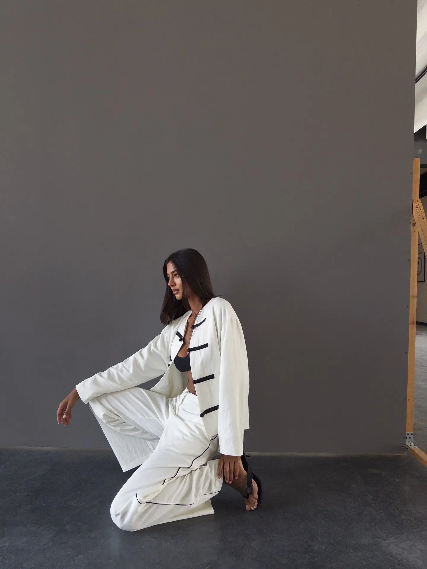 Laur 2026 Women Linen 2 Piece Set Chinese Style Frog Button Jacket Striped Wide Leg Pants White Casual Outfit