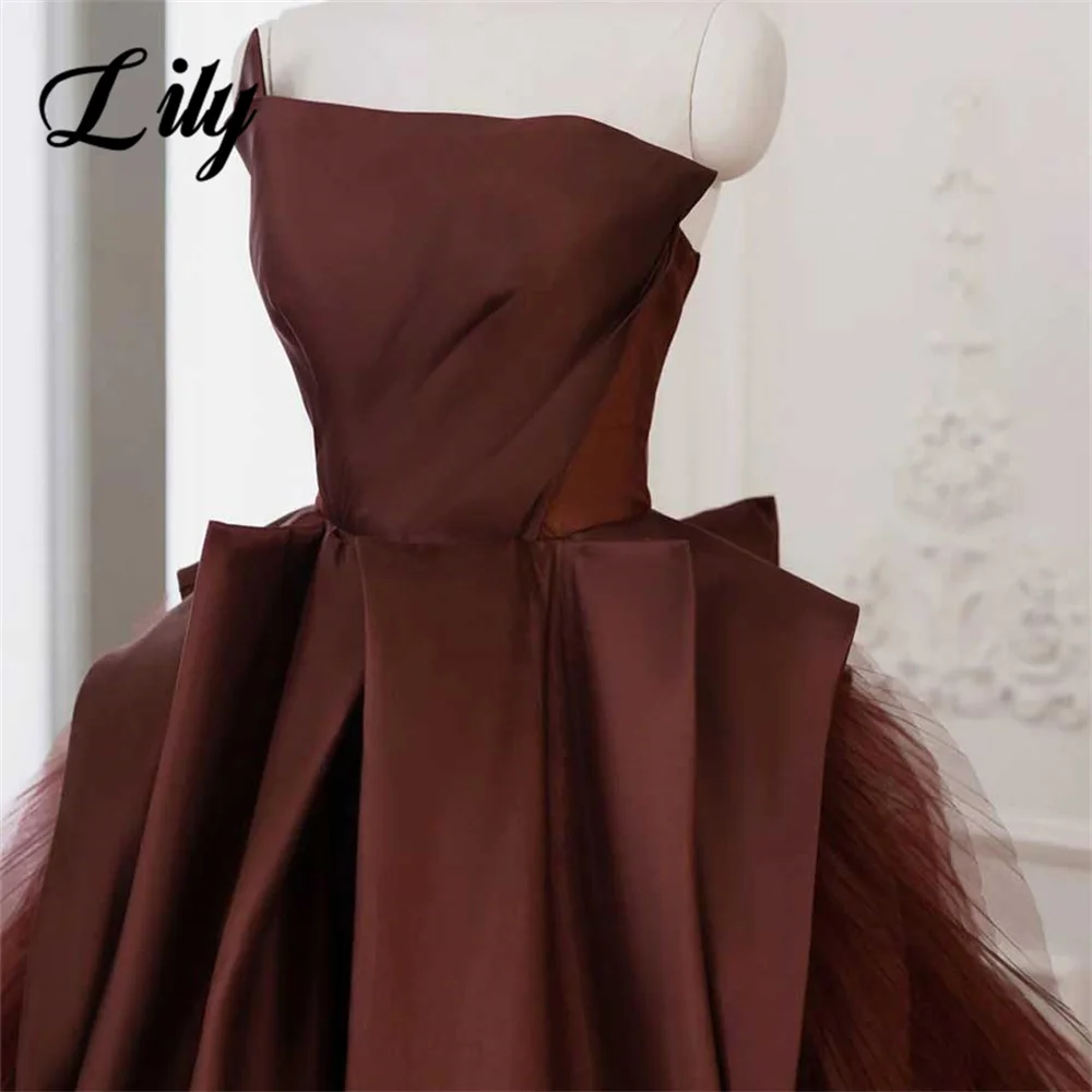 Lily Brown Charming Prom Dresses Gown Strapless Sleeveless A-Line Formal Gowns with Pleats Satin Evening Gowns 프롬 드레스 Customized