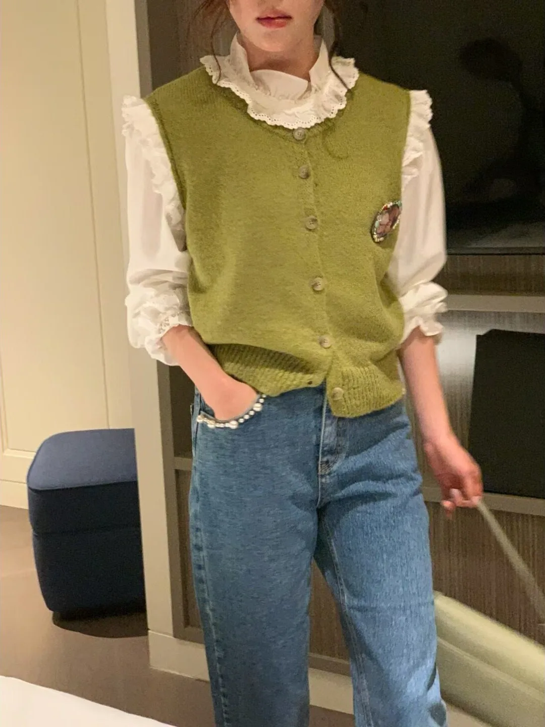 Korean Style Long Sleeve Lace Wooden Ear Women's Knitted Shirt Autumn New Style Two-Piece Set Shoulder Bared Cardigan Vest