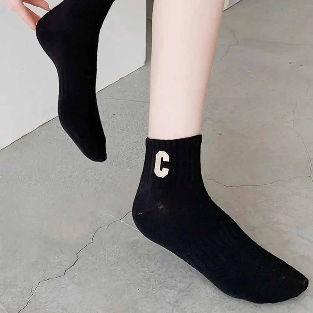 

Anti-shrink Socks High Elasticity Unisex Cotton Ankle Socks with Anti-slip Technology for Sports Everyday Wear Breathable