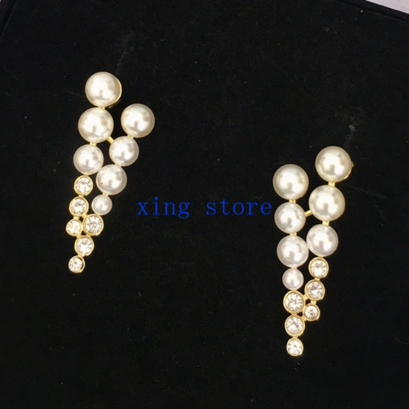 2024 New Fashion OL Style Round Simulation Pearl Inlaid Geometric Women's Earrings