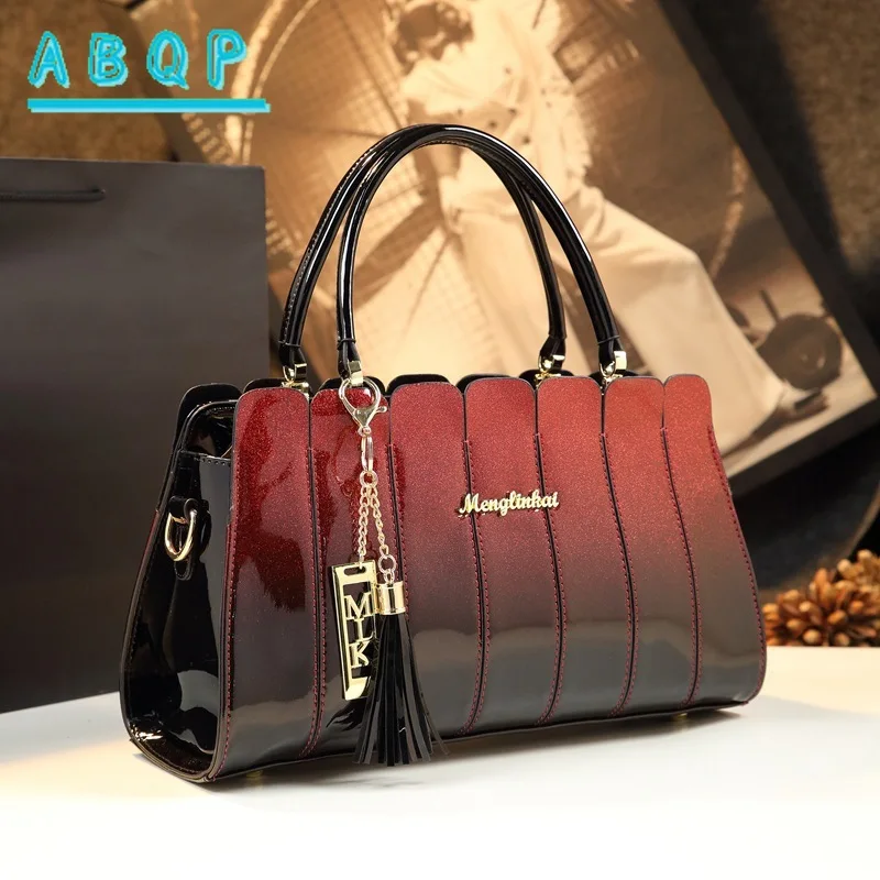 

ABQP New Women's Handbag Personality Splicing Women's Shoulder Messenger Bag Patent Leather Fashion Trend Banquet Women's Bag