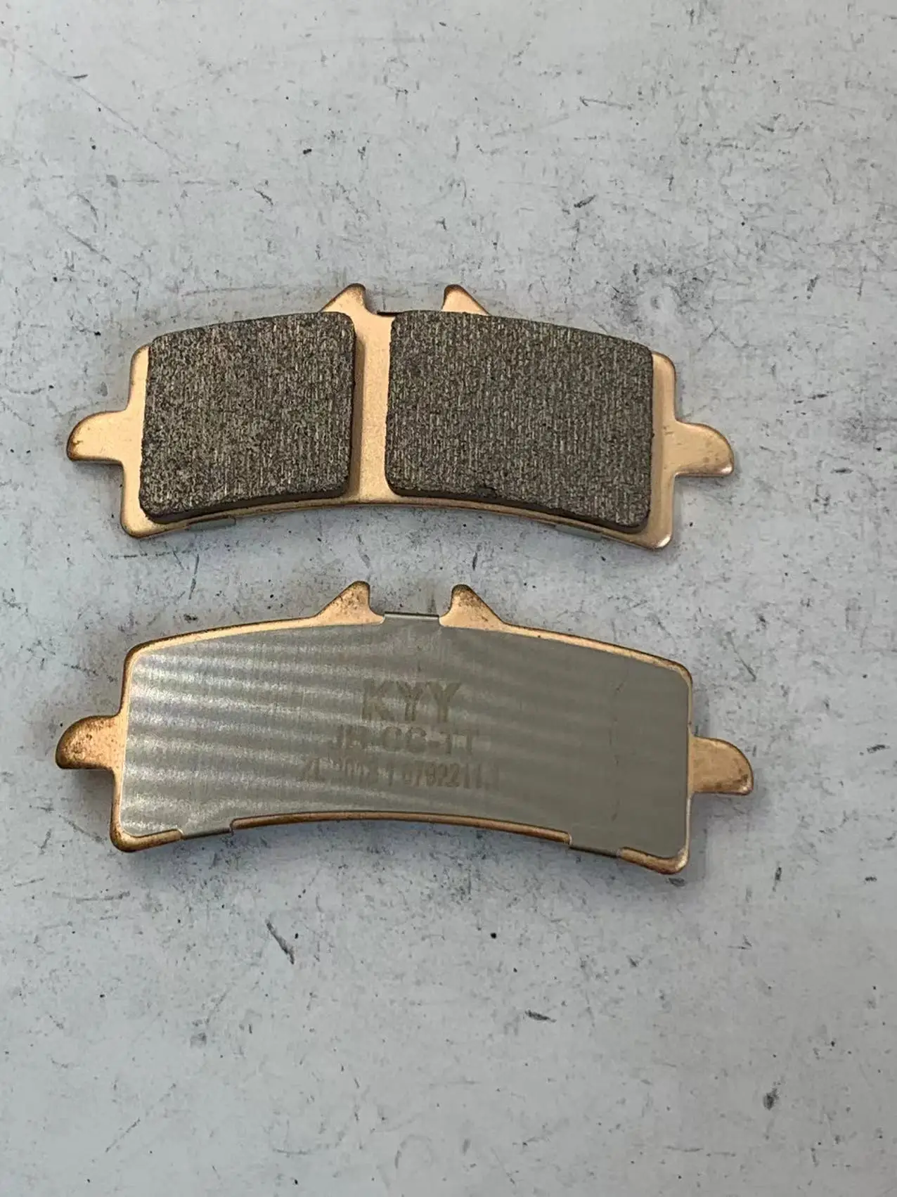 Suitable for CFMOTO 700 Chuliuxiang/800 rear brake pads KTM250 Piaggio Vespa 500 front brake pads