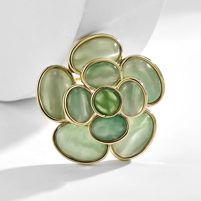 SUYU New Korean Heavy Industry Luxury Cat's Opal Camellia brooch Advanced Elegant Soft brooch Women's