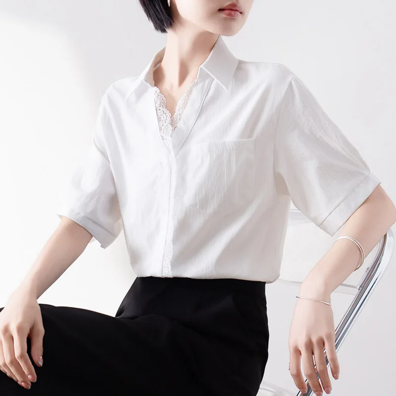 

Lace Trim Patchwork White V-neck Short Sleeve Shirt for Women Summer Design Sense Casual Commuter Top