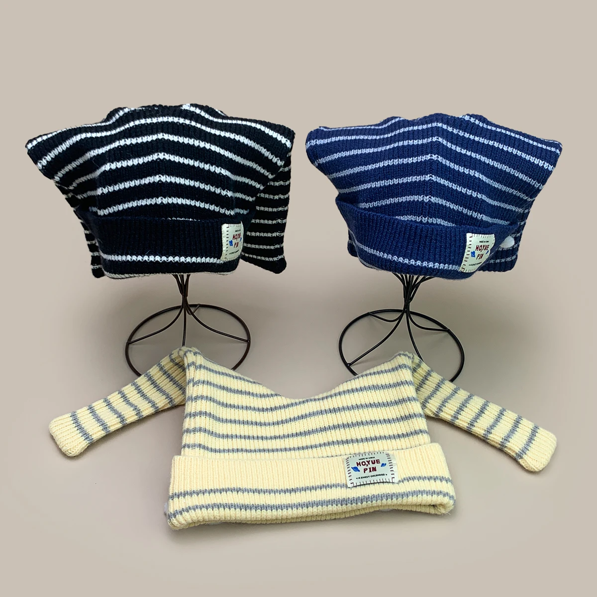 

Niche Stripe Patch Letters Funny Knitted Hats New Women Warm Shawl Fashion Casual Outdoor ins Versatile Korean Couple Beanies