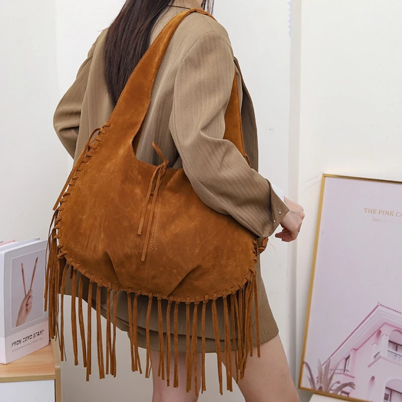 2026 Large-capacity Faux Suede Tassel Single-shoulder Bag Simple Design Women's Double-sided Fleece Bohemian Shopping Hobo Bag