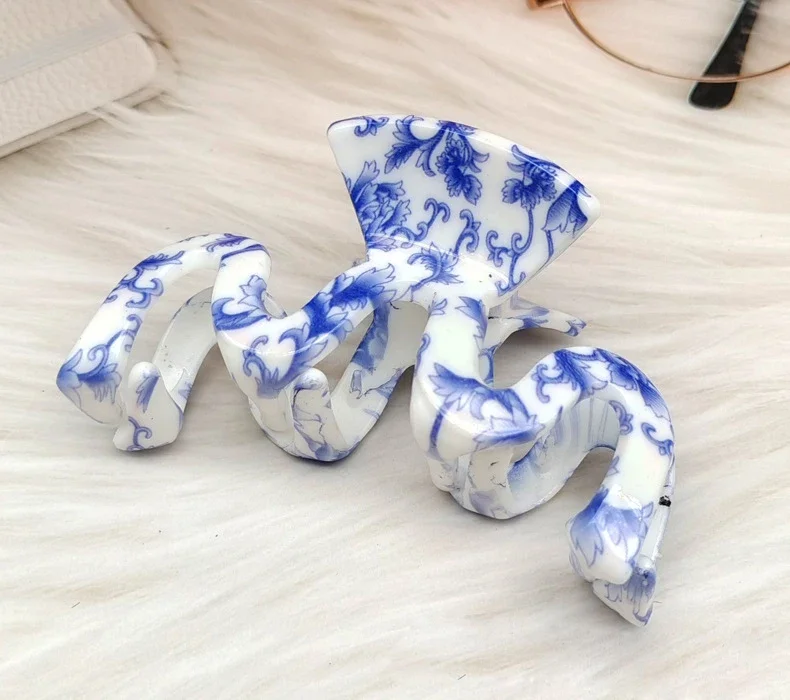 New Vintage Blue And White Porcelain Big Hair Claw Clip Headdress Hairpin Female Crab Hair Ponytail Clip Chinese Style Headwear