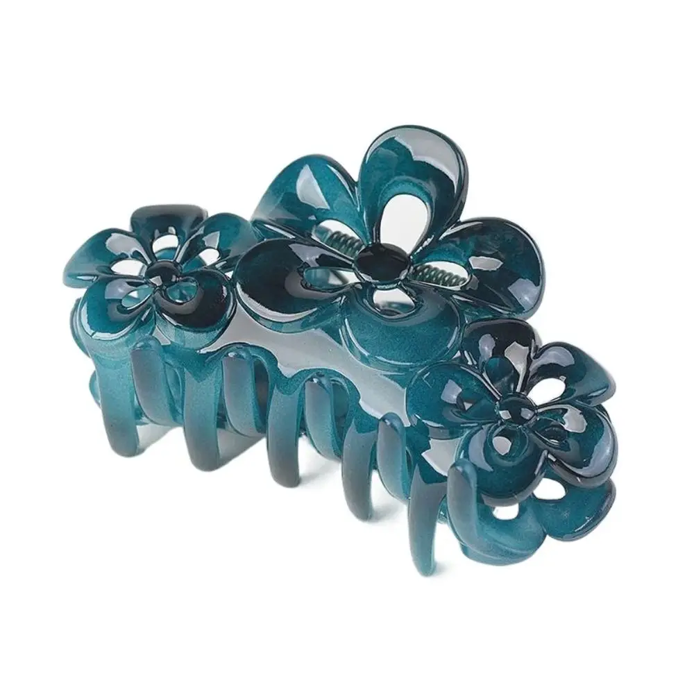 Pince à cheveux fleur douce minimaliste pour femme, accessoires de lavage en résine, pince requin, vêtements de sauna, griffe