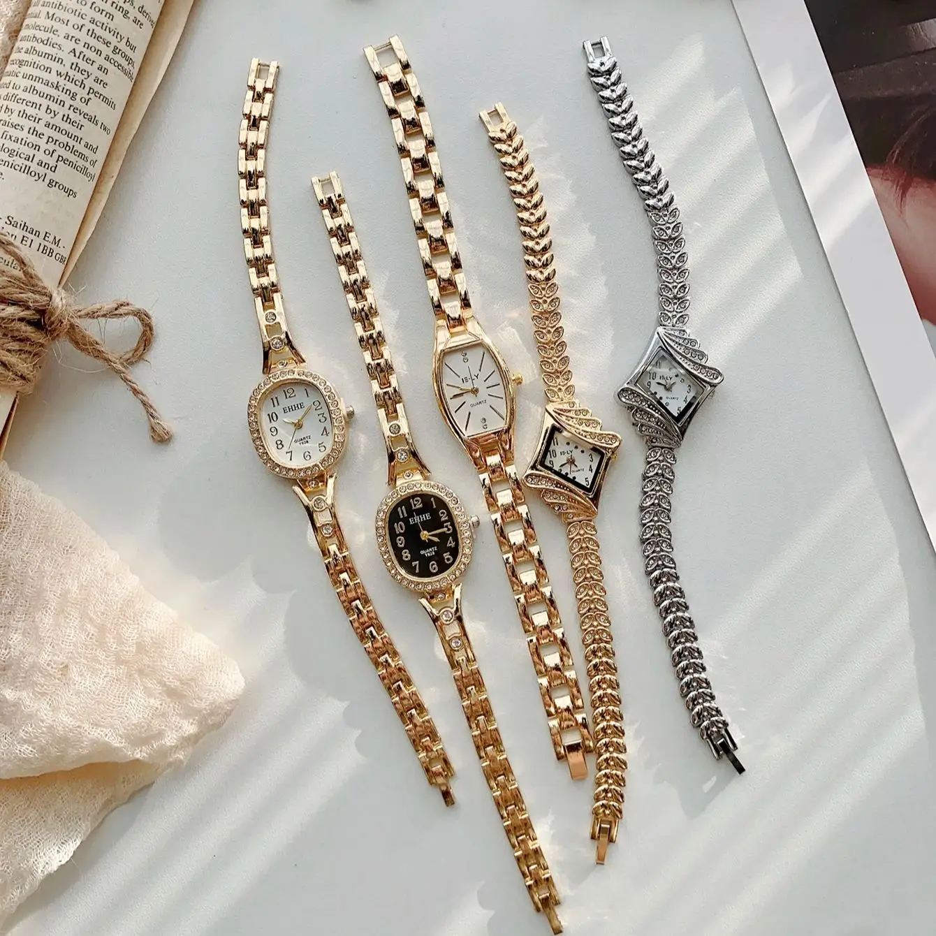 Luxury Watch Oval Diamond Inlaid Bracelet Wristwatch Female Fashion Quartz Clock Watches