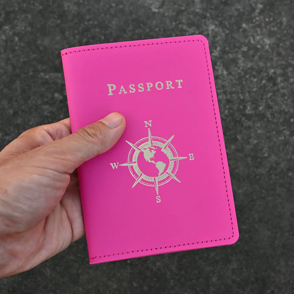 

Customizable Personalized Passport Holder with Names Compass Passport Cover Pu Travel Wallet Case for Passports