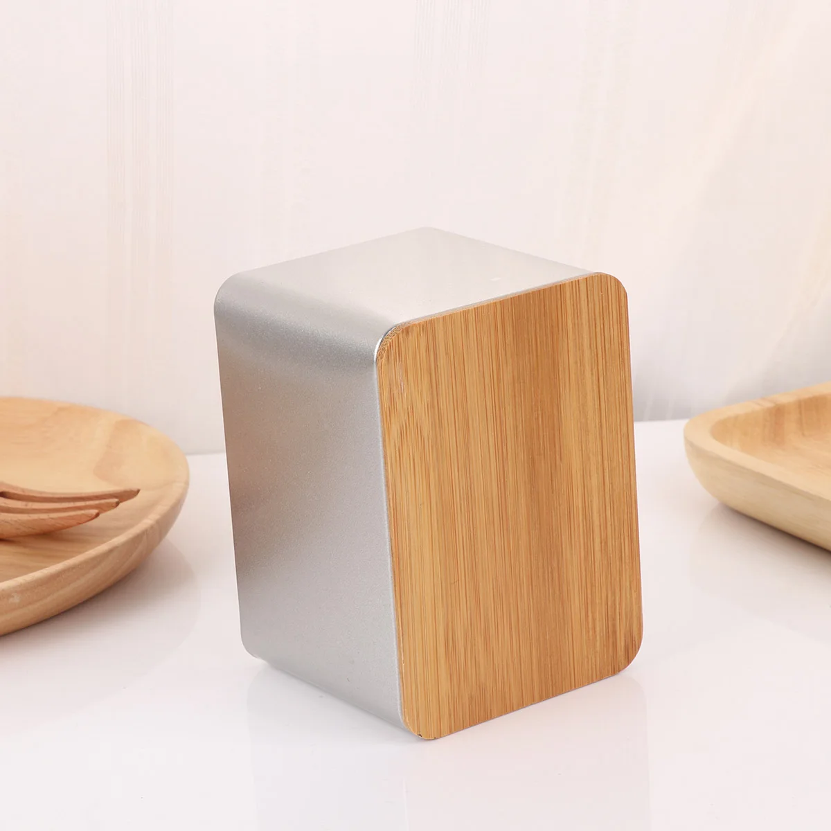 

2Pcs Packaging Box Tinplate Storage Box Bamboo Cover Sealed Kitchen Canister Tea Coffee Snack Organizer Size M