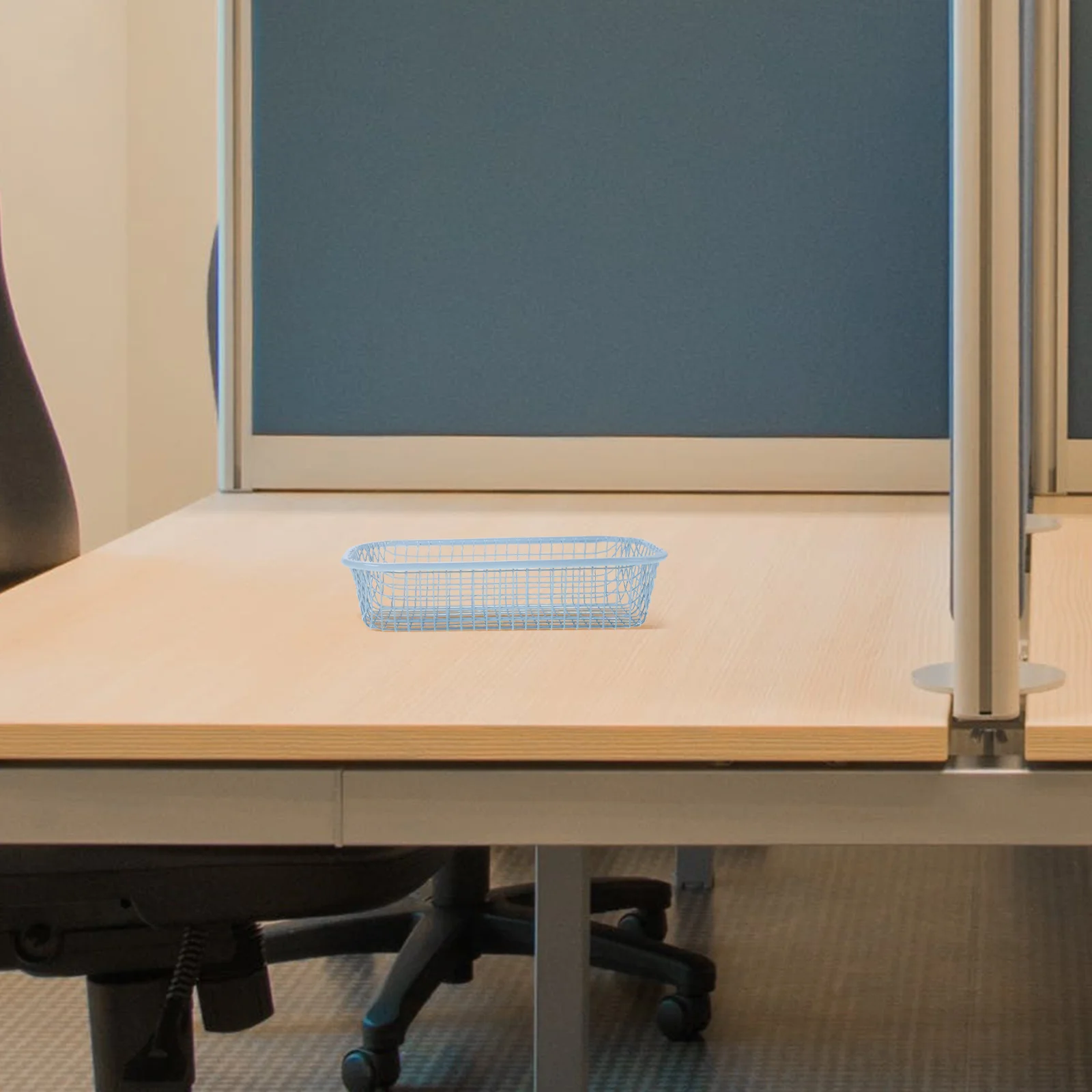 

Wire Metal Basket for Organizing Small Iron Storage Basket Desk Kitchen Bathroom Organizer Decorative Hollow Tray Utensil