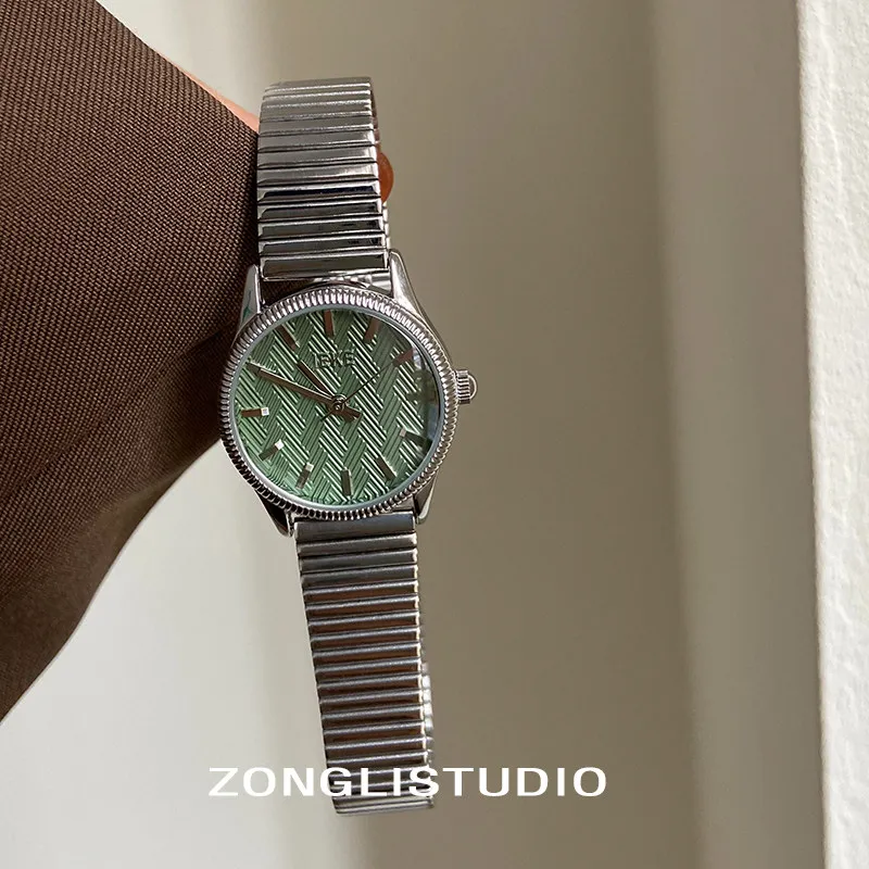 

Новые роскошные и художественные женские часы Современные минималистичные кварцевые часыВысококачественные выбранные часыМодные кварцевые наручные часы.