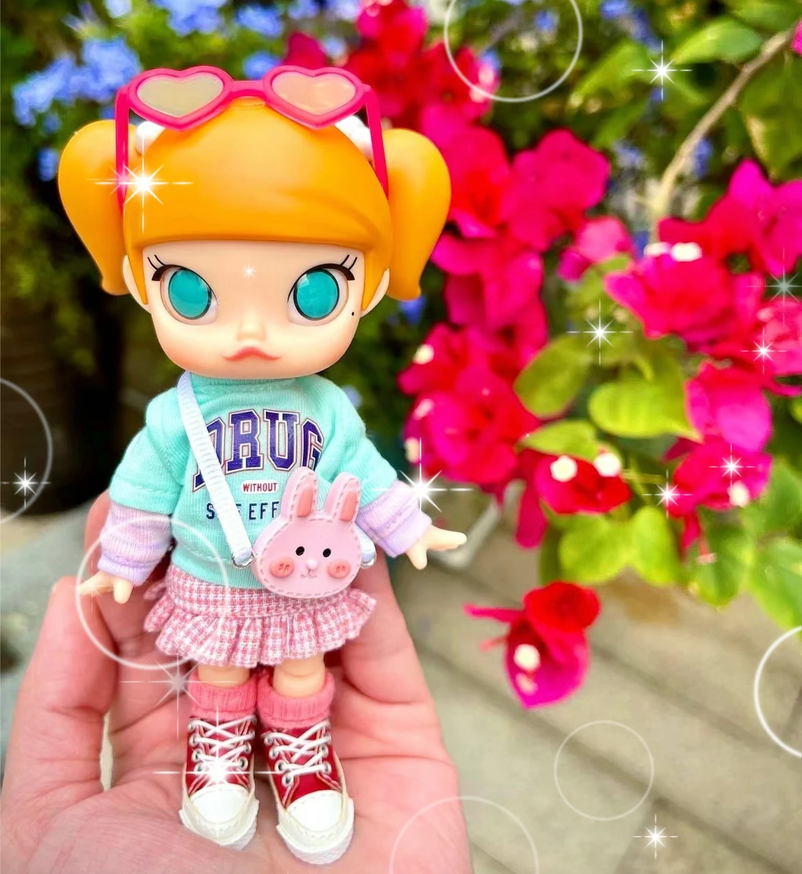 

MOLLY You Look Beautiful Today with Small Cat Pets BJD Doll with Yellow Two Braid Girl Designer Toy Collection Accompany Heal