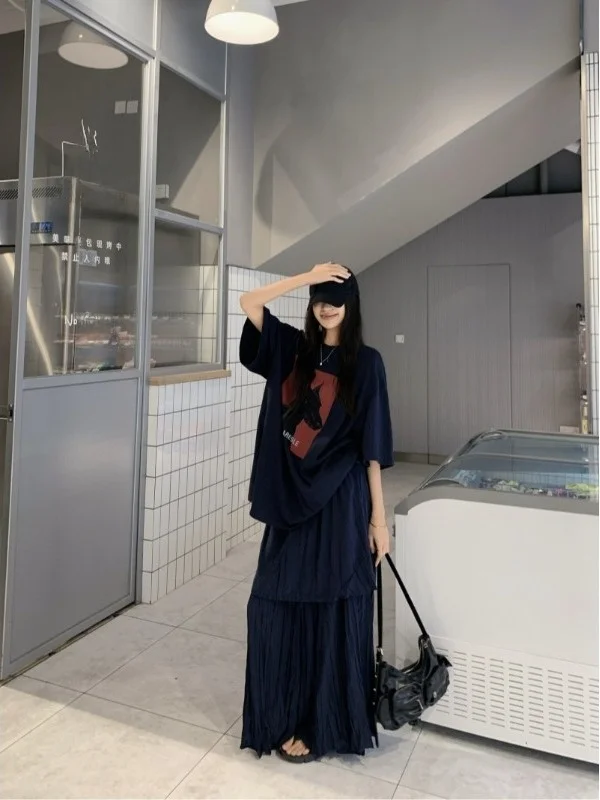 

Loose Fit Printed T-Shirt And Skirt Set Women's Fashion Spring 2026 New Style Loose Feeling Folded High Waist Skirt