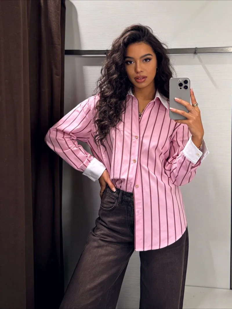 

Новая модная женская рубашка в полоску розового цвета с пуговицами и отложным воротником, контрастная, для отпуска, весна-лето 2026, в стиле High Street