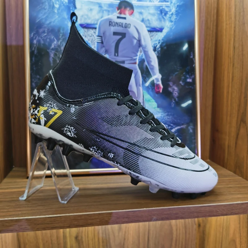 أحذية كرة القدم للرجال في الهواء الطلق أحذية كرة القدم المهنية TF/FG أحذية ملعب كرة القدم مريحة عدم الانزلاق التدريب أحذية رياضية 32-45