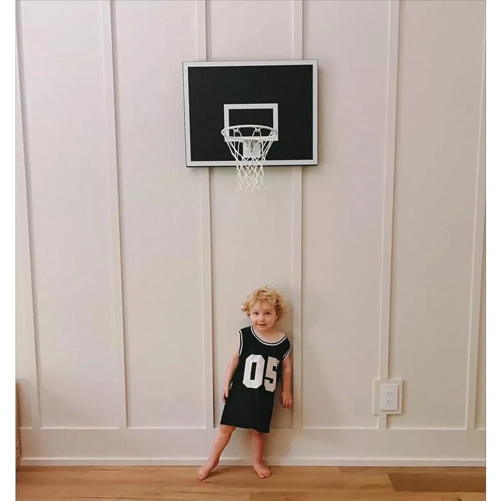 مجموعة طوق كرة سلة صغيرة مع طوق 9 بوصات و5 كرات، حامل جداري من الخشب الصلب، ديكور رياضي داخلي لمتعة العائلة #5