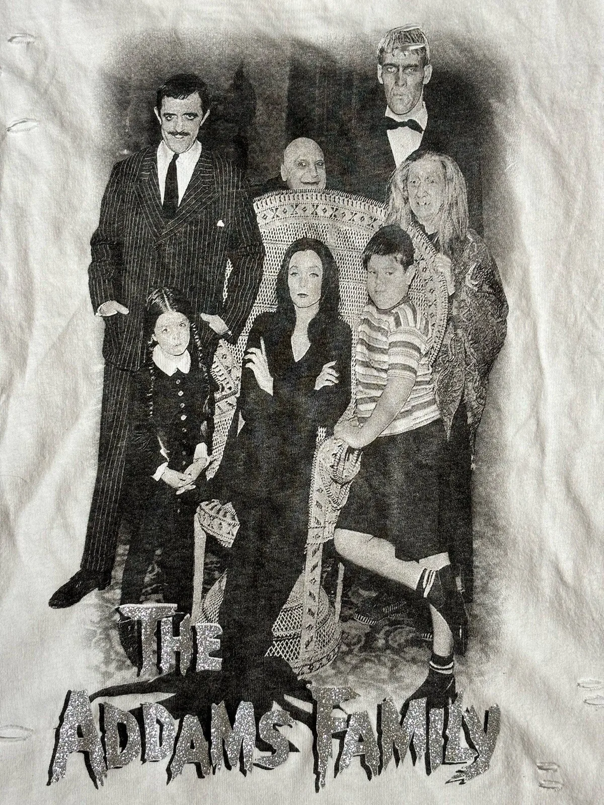 

THE ADDAMS FAMILY Детская белая футболка унисекс 7/8 с потертостями на Хэллоуин ️