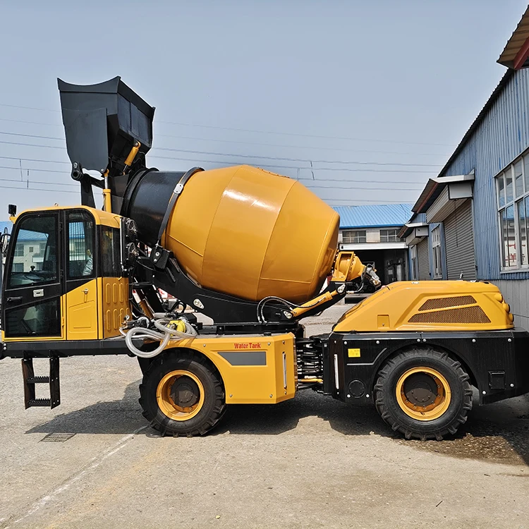 3.2 متر مكعب آلات شاحنة خلط الخرسانة الاسمنتية المحمولة ذاتية التحميل