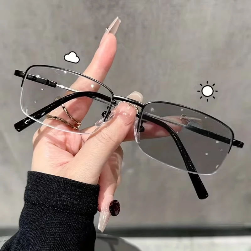2026 Titanium alloy Progressive Photochromic Reading Glasses Women Men Multi Focus Anti Blue Light Hyperopia Eyeglass 1.0-3.5