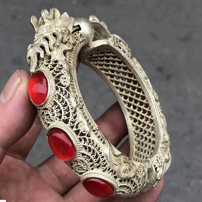 Mai Chuang/Green Jade Inlaid Tibetan Silver Cuff Bracelet Fashion Personality Jewelry Double Dragon Skeleton Bangles Women Gifts